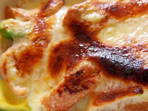 海老とアボカドのパンチーズグラタン